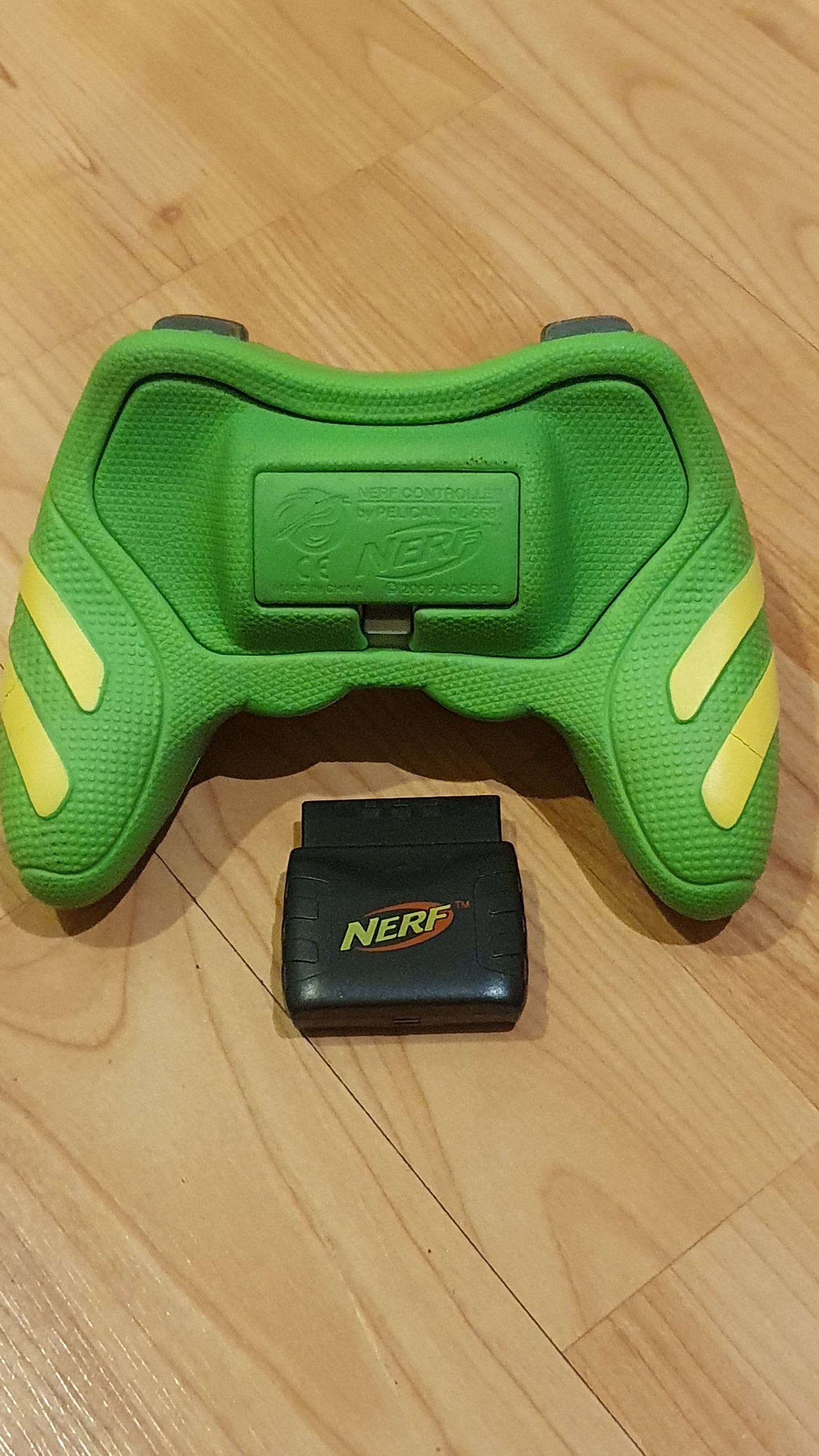 NERF / Pelican Green and Blue Wireless Video Game Controller - Used
