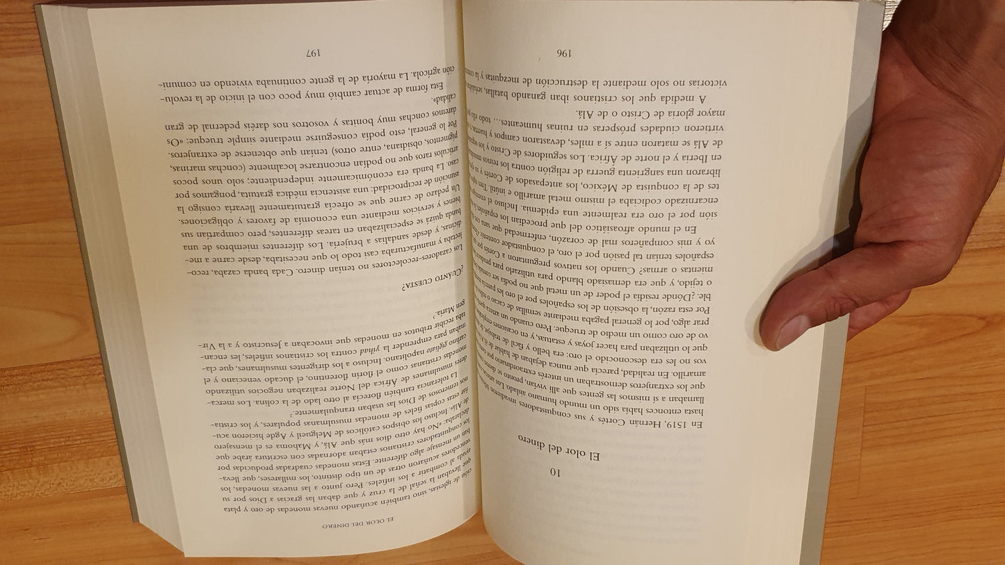From Animals to Gods: A Brief History of Humankind Yuval Noah Harari little used