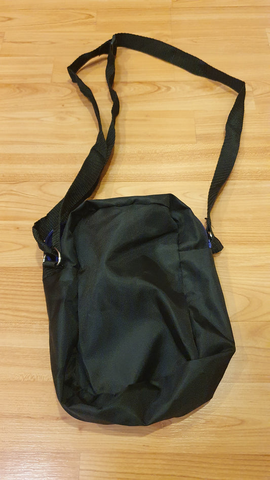 Bolso Cruzado Promocional Artículo Promocional VIVA LEÓN Negro Vista Frontal