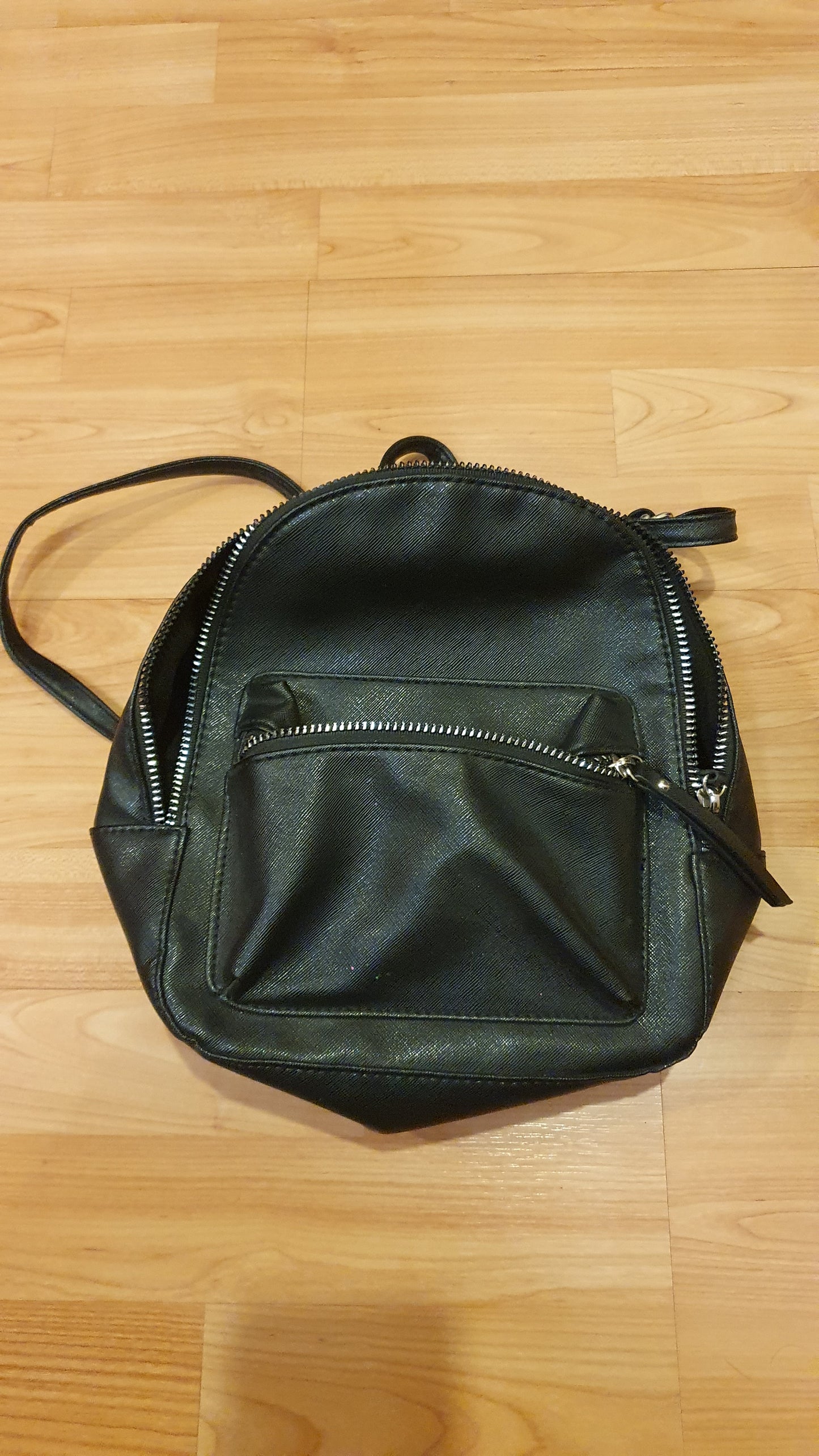 Mini Urban Backpack Black excellent condition Second Hand