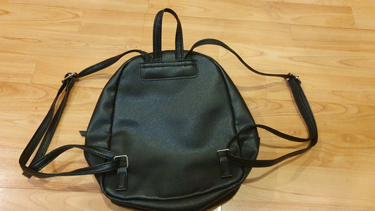 Mini Mochila Urbana  Negro Vista Frontal