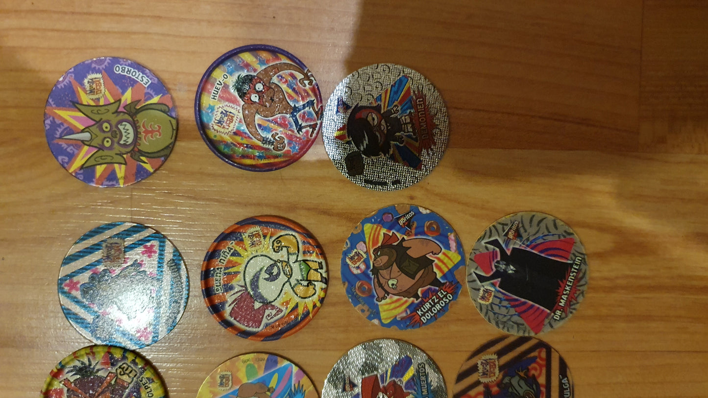 Lot of Multicolor Collectible Tazos, lots of fighting Sabritas, excellent condition
